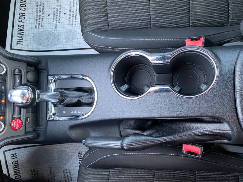 2016 Ford Mustang V6