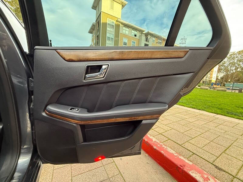 2011 Mercedes-Benz E-Class E 550 Luxury