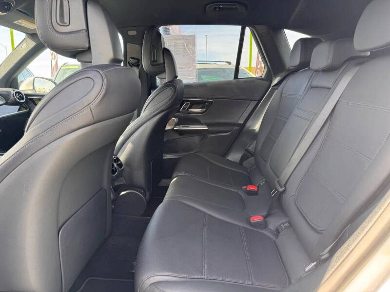 2024 Mercedes-Benz GLC GLC 300