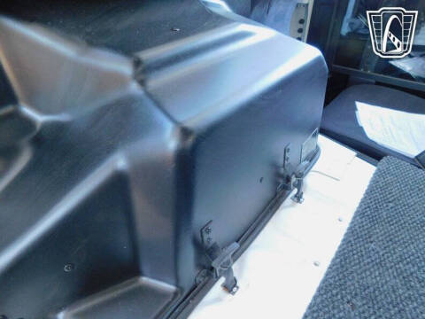 2008 AM General Hummer