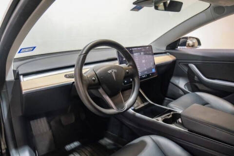 2019 Tesla Model 3 Standard Range Plus