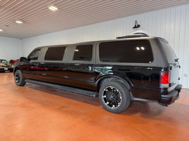 2005 Ford Excursion XLT