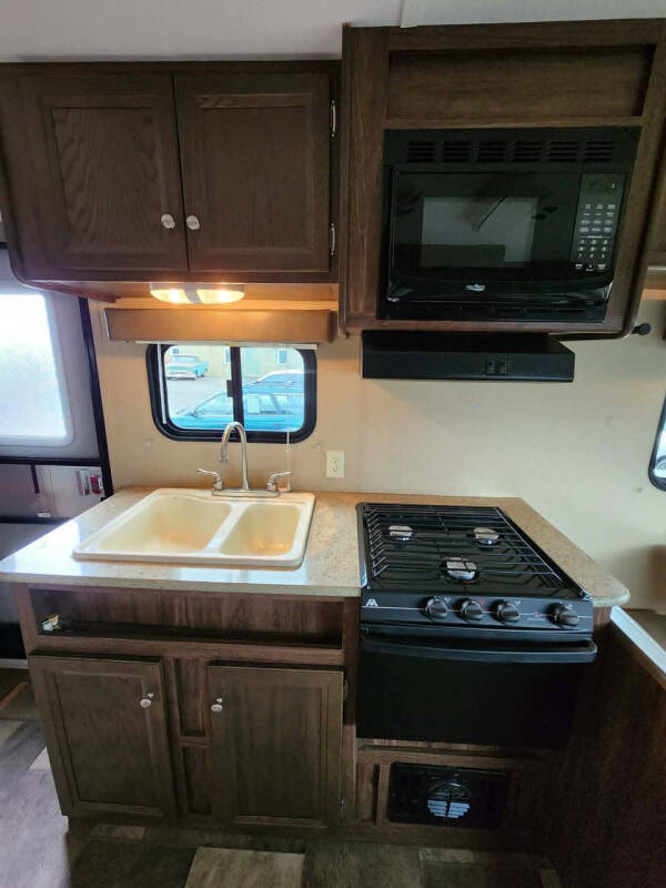 2015 Coleman Lantern