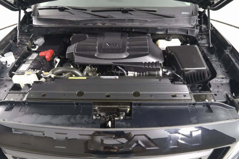 2023 Nissan Titan SV