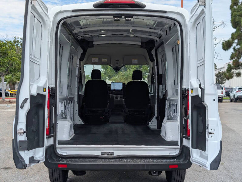 2023 Ford E-Transit