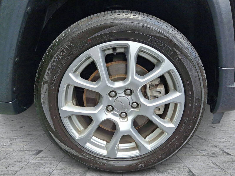 2023 Jeep Compass Latitude Lux