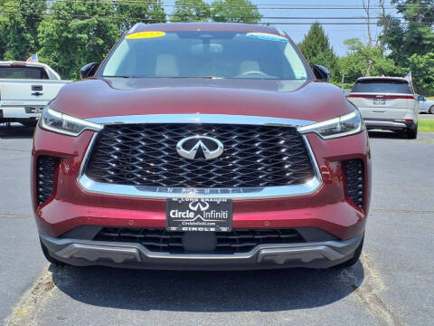 2022 Infiniti QX60 Luxe