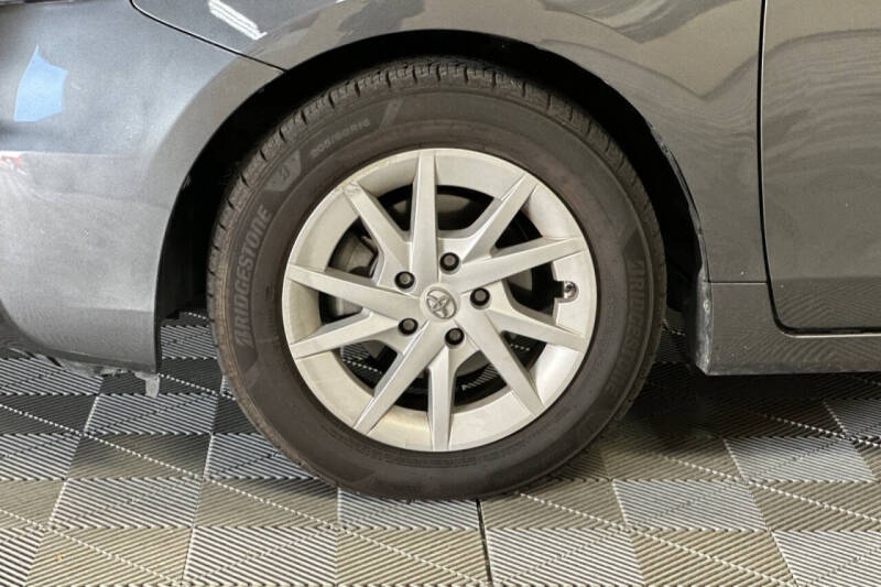 2014 Toyota Prius v