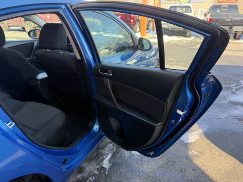 2012 Mazda MAZDA3 i Touring