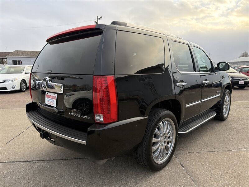 2011 Cadillac Escalade