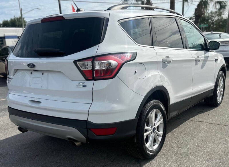 2018 Ford Escape SE photo 5