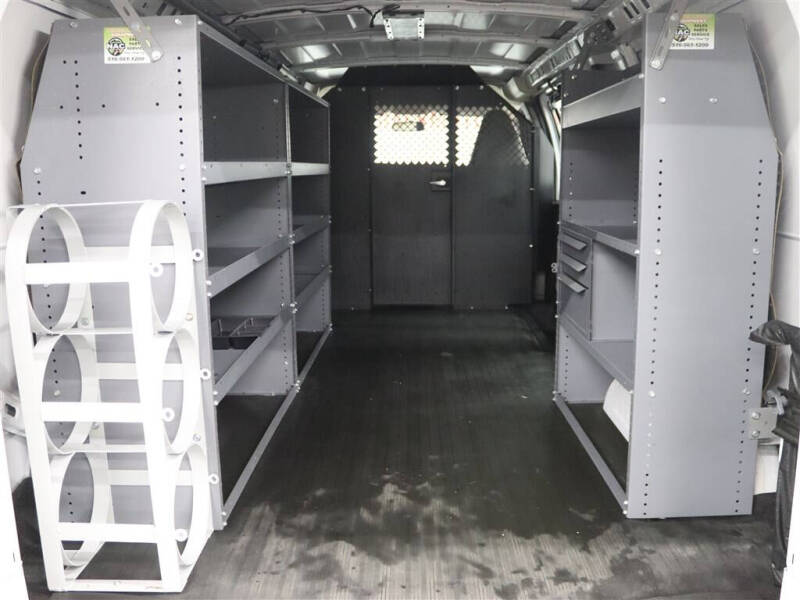 2022 Chevrolet Express 2500