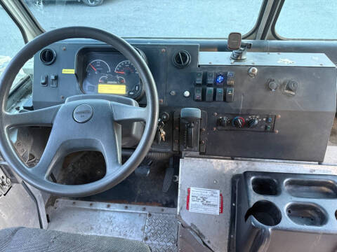 2020 Freightliner MT45 Chassis