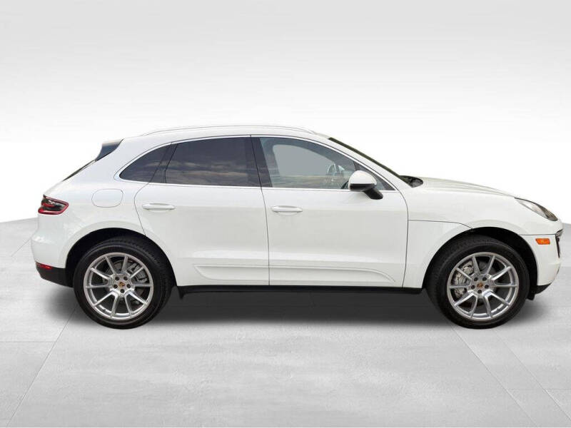 2015 Porsche Macan S