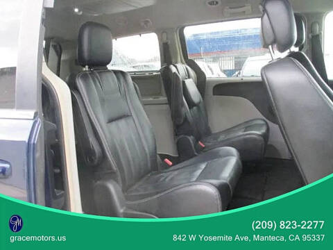 2014 Chrysler Town and Country Touring