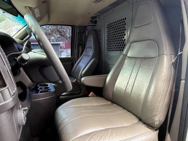 2024 Chevrolet Express 2500