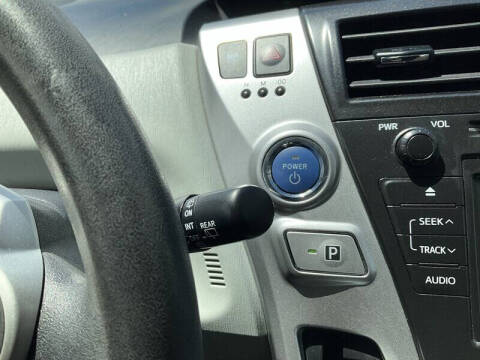 2012 Toyota Prius v Two