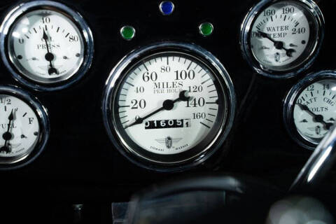 1933 Ford Super Deluxe