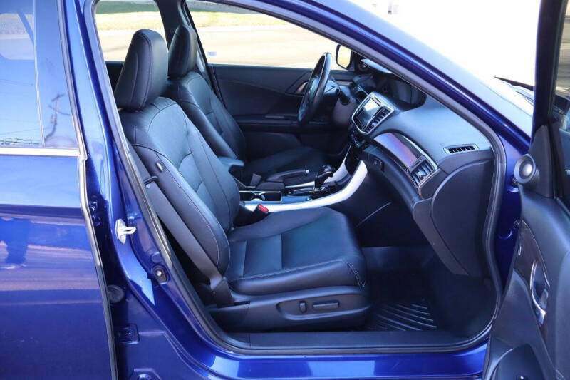 2017 Honda Accord Hybrid EX-L