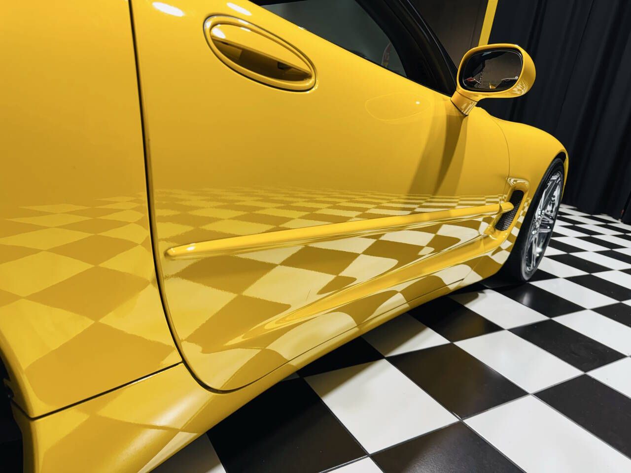 2001 Chevrolet Corvette 48