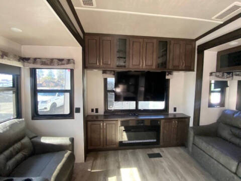 2022 Forest River CEDAR CREEK 29RW