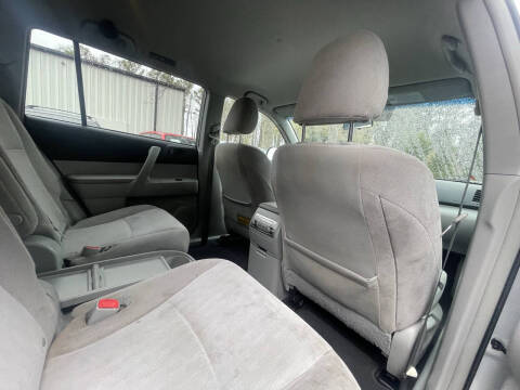 2013 Toyota Highlander Plus