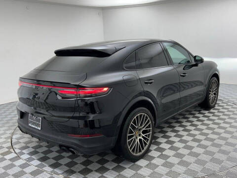 2023 Porsche Cayenne Coupe Platinum Edition