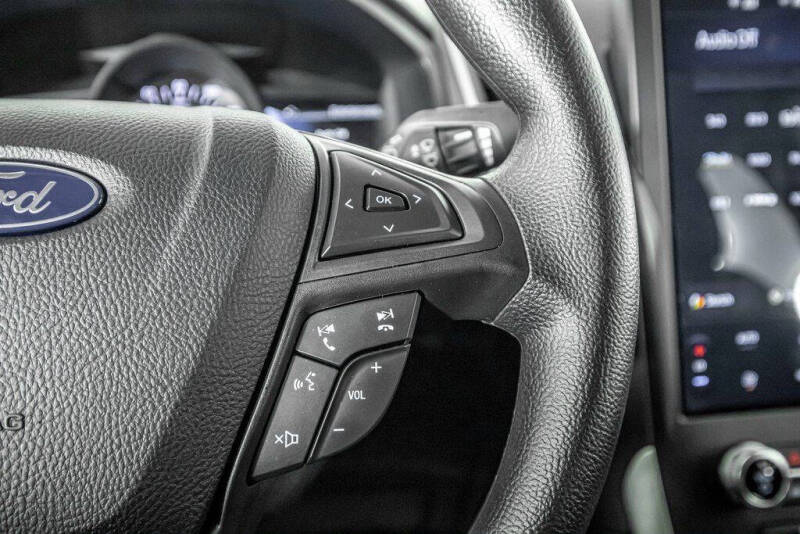 2024 Ford Edge SE