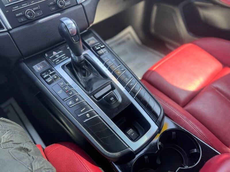 2016 Porsche Macan S