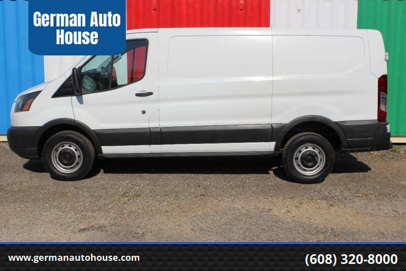 2016 Ford Transit Base's photo