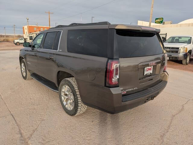 2016 GMC Yukon XL SLT