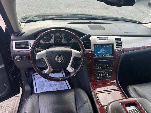 2012 Cadillac Escalade Luxury