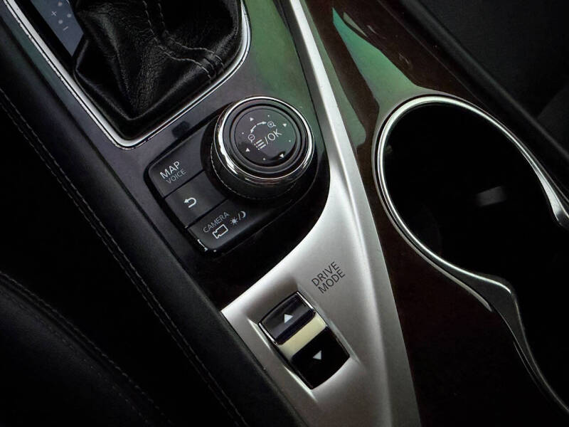 2015 Infiniti Q50 Sport