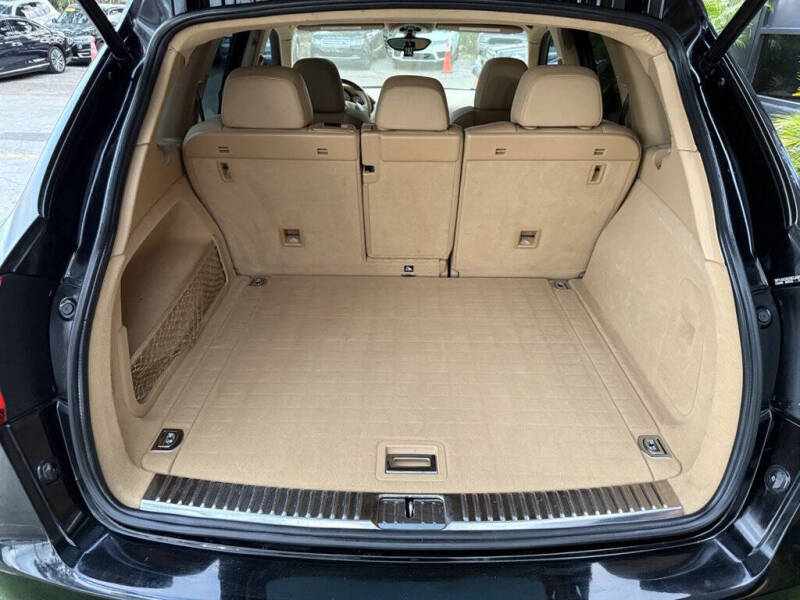 2014 Porsche Cayenne Platinum