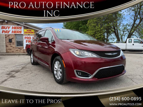 2017 Chrysler Pacifica Touring-L