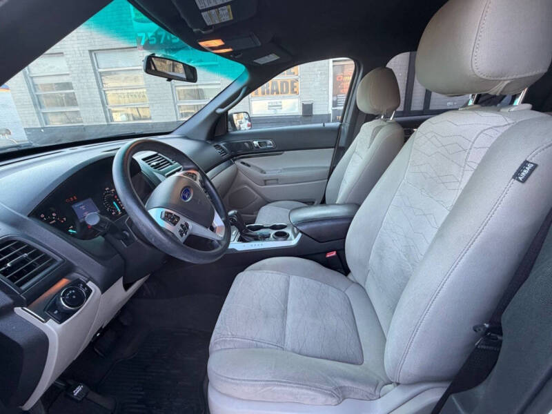 2014 Ford Explorer