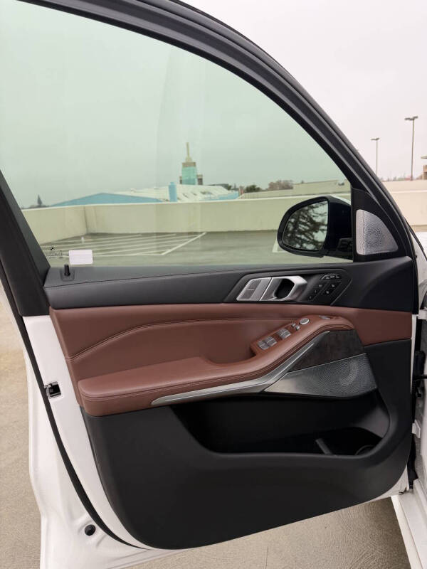 2019 BMW X7 xDrive50i