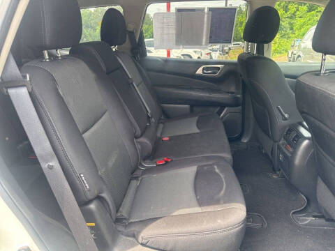 2018 Nissan Pathfinder S