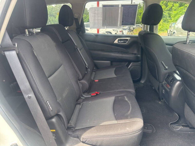 2018 Nissan Pathfinder S