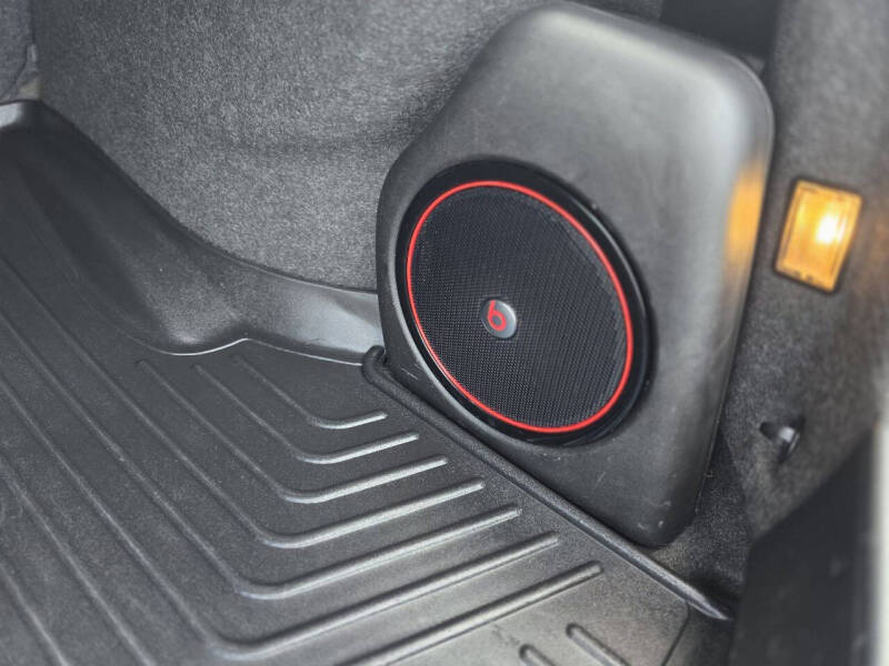 2017 Chrysler 300 S