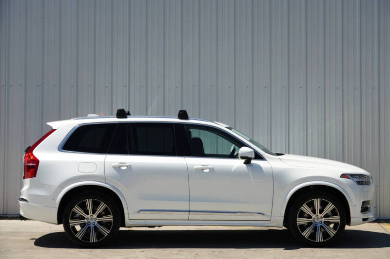 2023 Volvo XC90 Recharge T8 Ultimate Bright Theme 6P