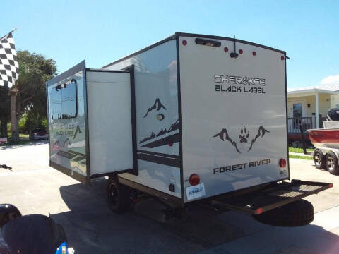 2025 Forest River Black Label 16khblw