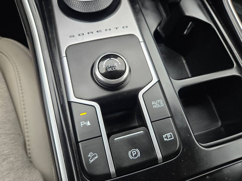 2022 Kia Sorento Hybrid EX