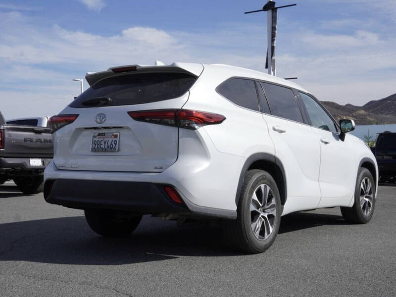 2022 Toyota Highlander XLE