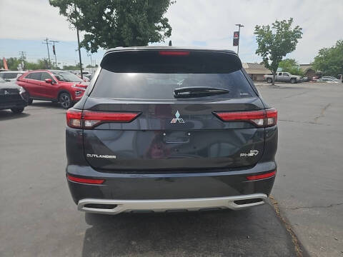 2025 Mitsubishi Outlander PHEV SEL
