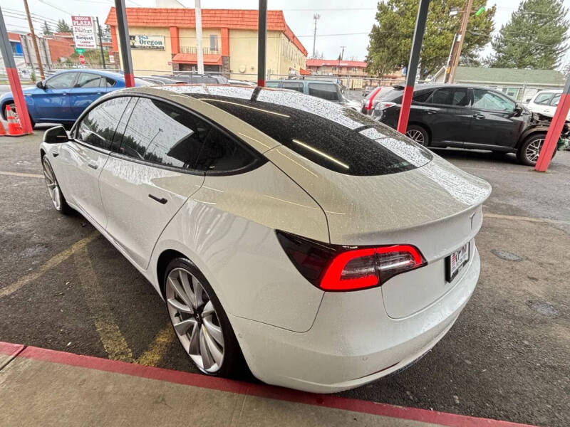 2021 Tesla Model 3 Standard Range Plus