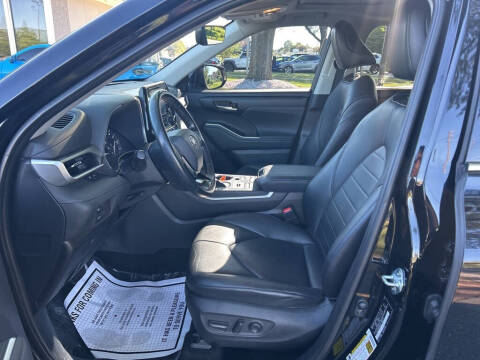 2021 Toyota Highlander XLE