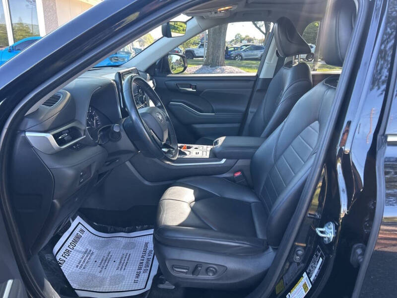 2021 Toyota Highlander XLE