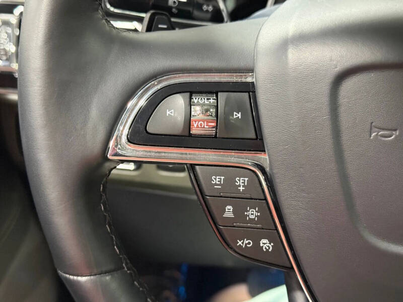 2022 Lincoln Navigator Black Label