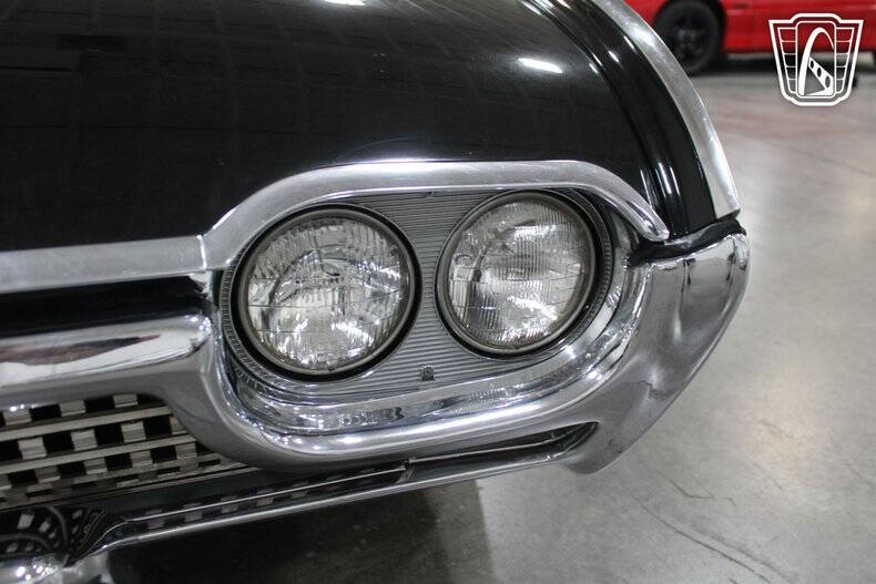 1962 Ford Thunderbird